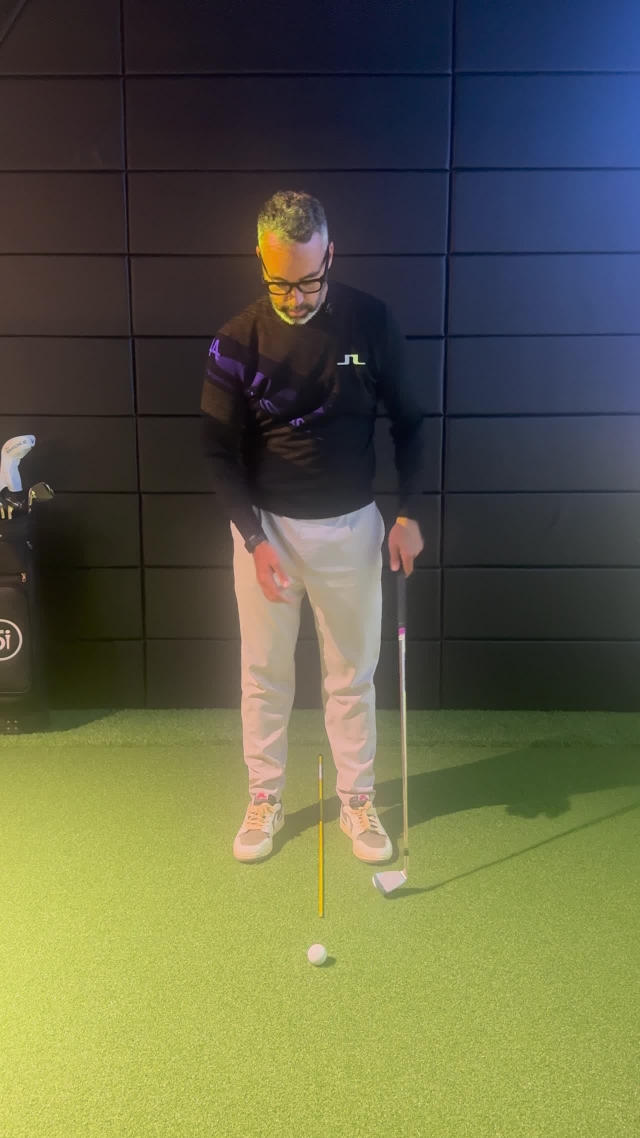 DRILL 2: RIGHT FOOT BACK